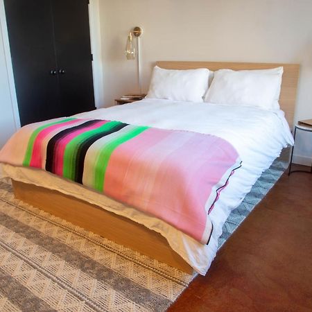 Апартаменты Inquirer Studio, Private Studio, Center City, Contactless Check-In Филадельфия Экстерьер фото